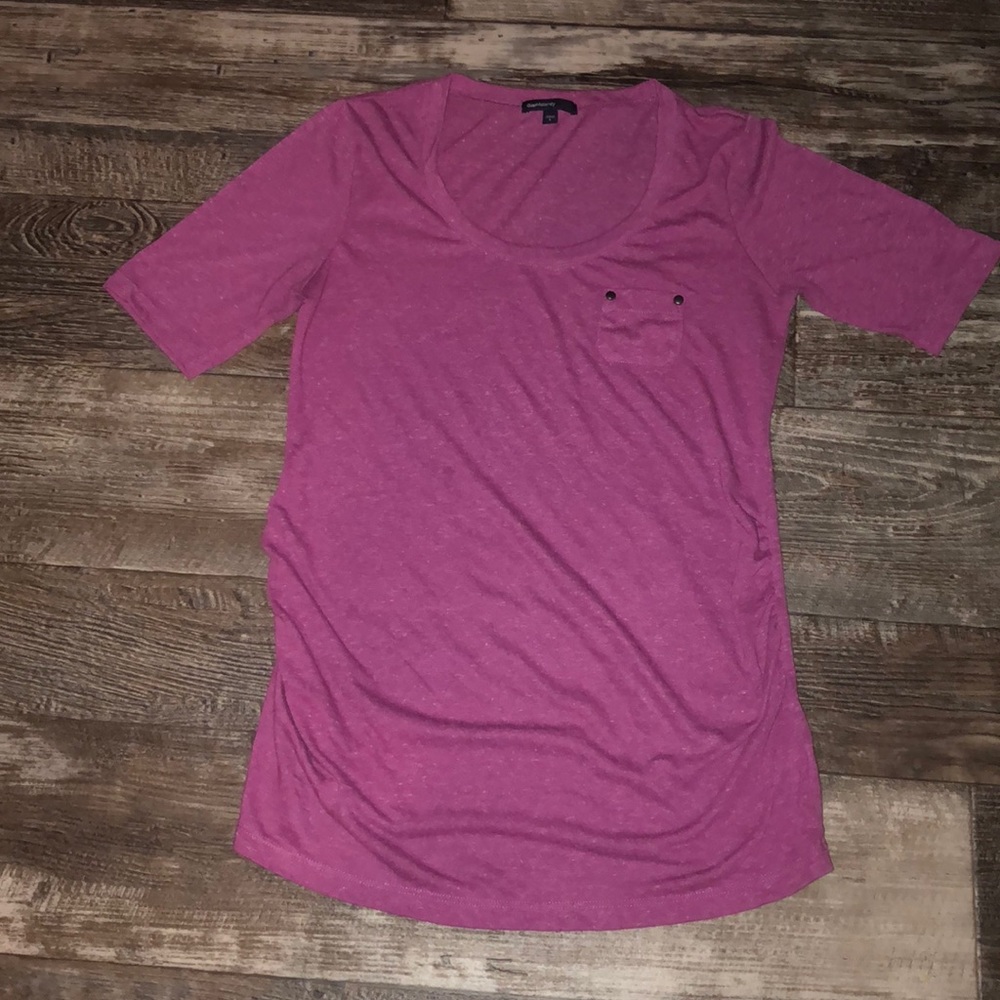 🌺Gap maternity pink t-shirt